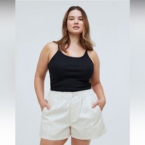 NWOT Madewell Pull On Paperbag Utility Shorts in Cream
